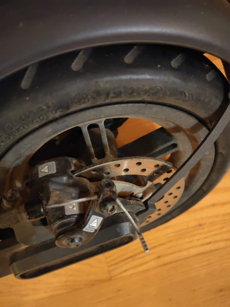 Kotač i kočnice električnog romobila